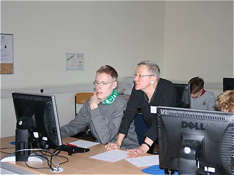 Schülerinnen und Schüler in der Landesbibliothek